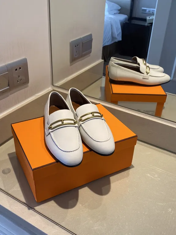 Hermes Shoe 